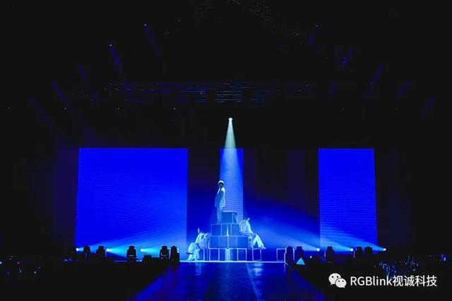 Line TV Awards 2020，RGBlink视诚助映璀璨星光