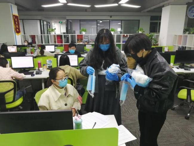 蓝普科技第一批2万医用口罩驰援各地品牌运营中心和代理商｜蓝普科技爱不缺席