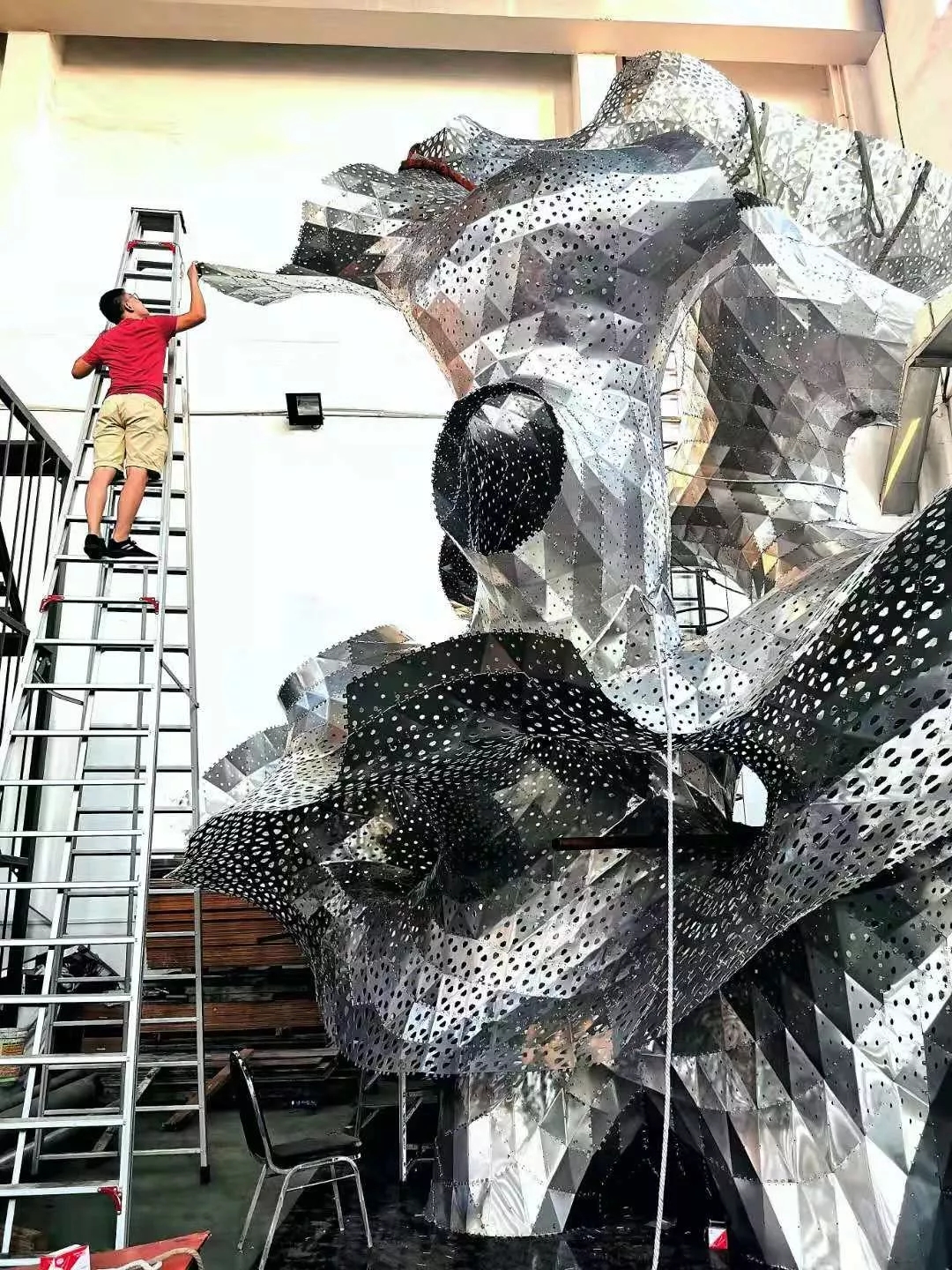 广州国际灯光节《海心之珠》——朦胧夜色花心开，海心明珠耀天河