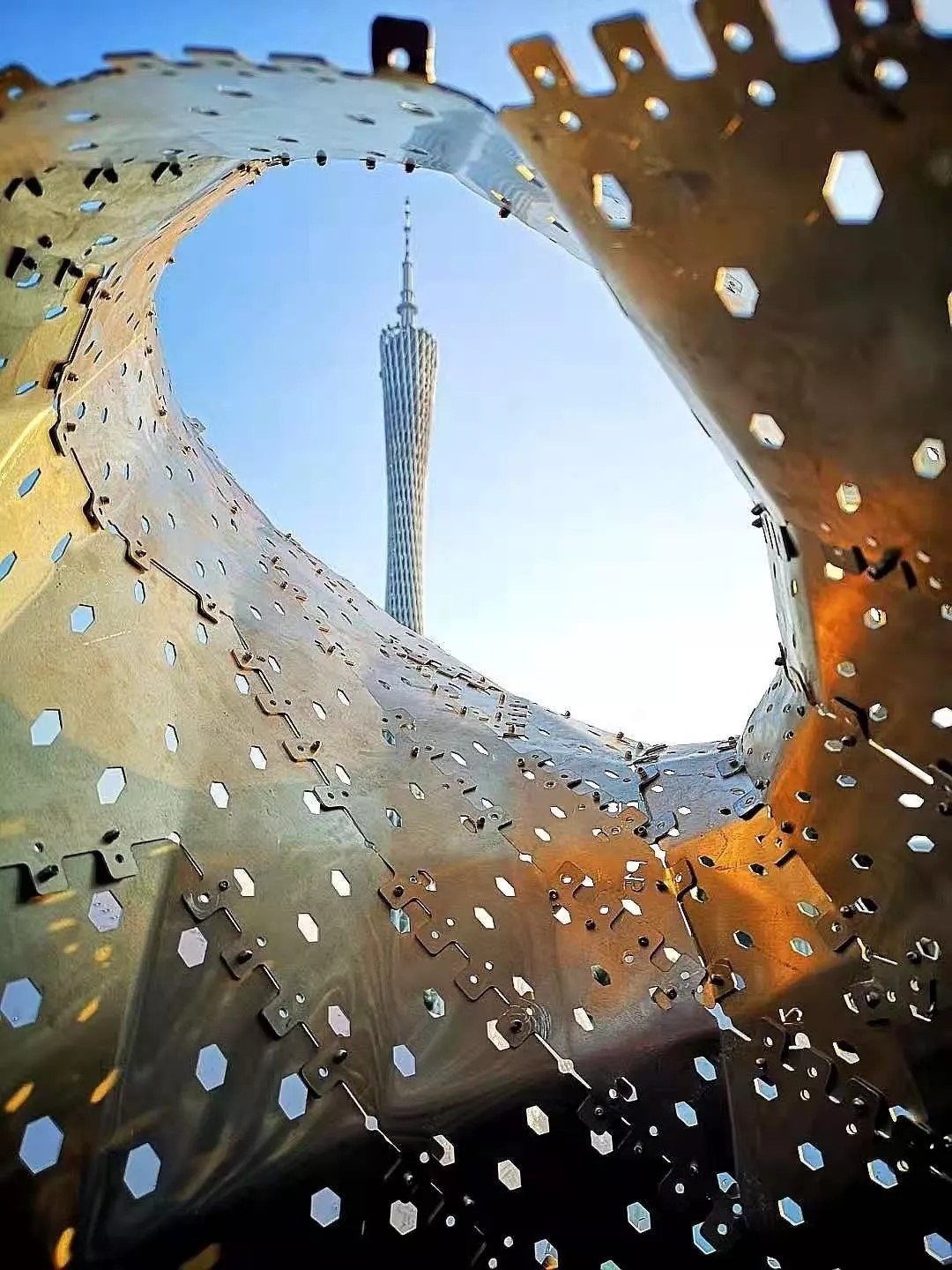 广州国际灯光节《海心之珠》——朦胧夜色花心开，海心明珠耀天河