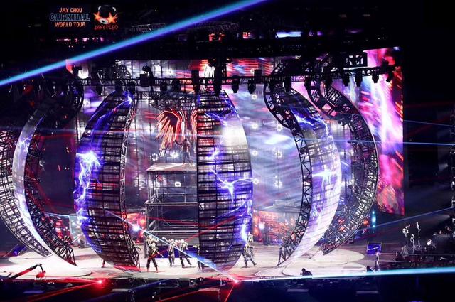 嘉年华全球巡演巨资打造「能量球舞台」，嗨翻魔都