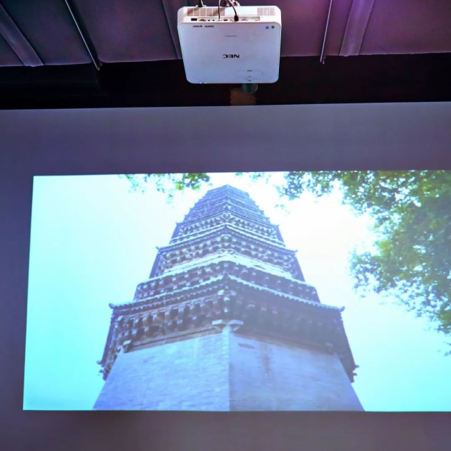 影像与文化碰撞出耀眼火花，鸿合带你领略江城文化底蕴