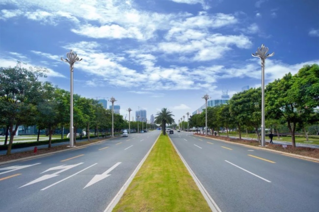 洲明参与制定的全国首个多功能智能杆地方标准成功发布