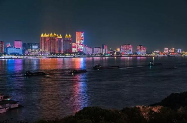 武汉军运会开幕式彩排！军运会推动武汉城市面貌脱胎换骨