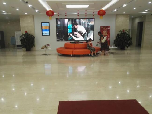 彩易达银行LED显示屏案例回顾