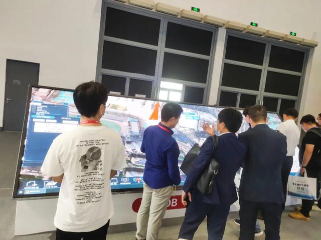 AET新品QCOB亮相IFC，四大看点劲爆来袭