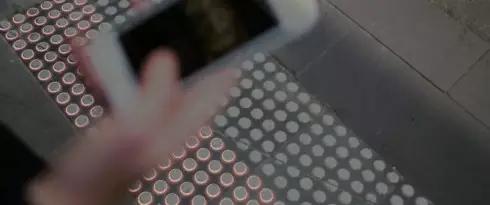 广州启动“智慧斑马线“灯带，拒绝低头族