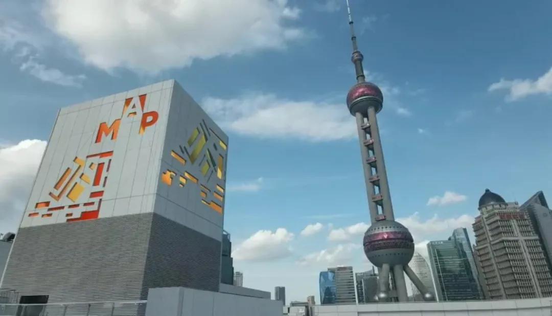 抢“滩”登陆！联建光电巨幅户外小间距造就“上海显示之最”！