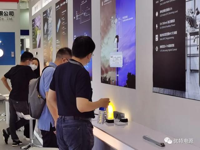 吐槽归吐槽，我们发现了光亚展好的一面