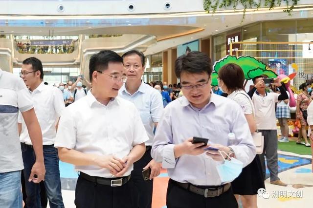 再造经典!洲明2400㎡LED屏助力悦汇城惊艳蝶变! 再造经典!洲明2400㎡LED屏助力悦汇城惊艳蝶变!