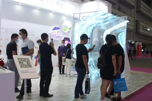 展会采访丨铁歌科技：微光栅将重塑楼体亮化格局