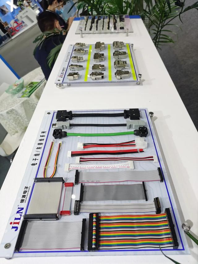 荷韵悠扬的七月，锦凌电子邀您直击展会现场