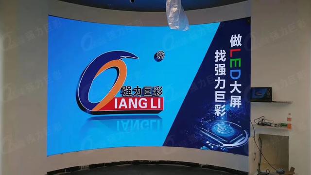 既要形象美又要创意美 这样酷炫的展厅其实......
