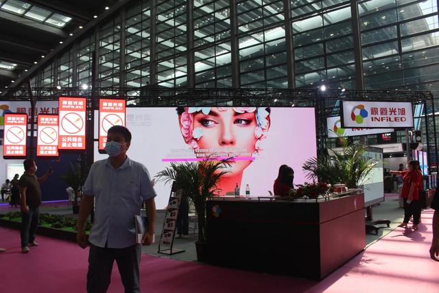 暌违一年零七个月，深圳国际LED展准时开幕了！