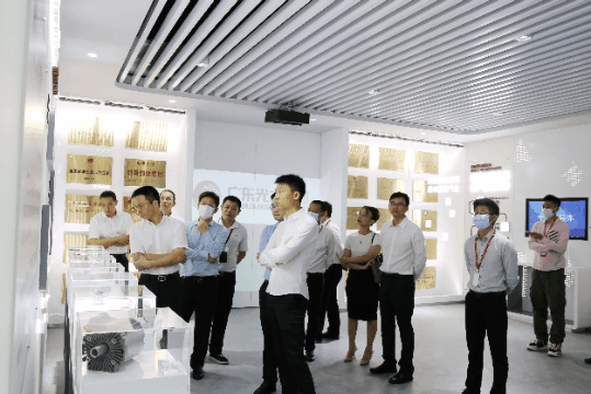 广东光大产业会客厅揭幕，新型光电全产业链首次集中亮相