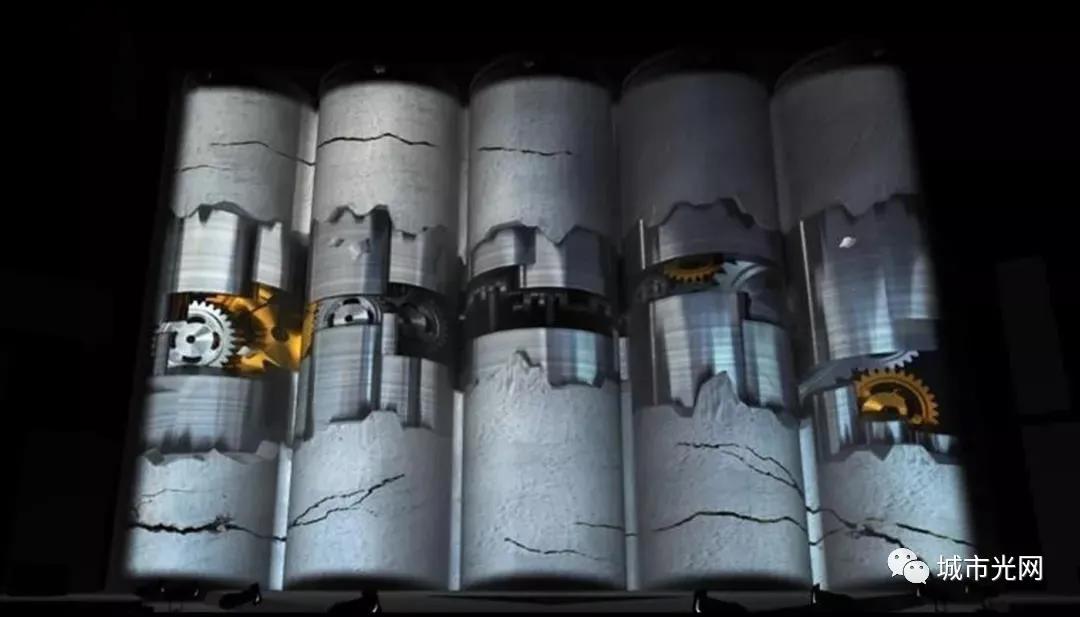 惊艳!广州灯光节800平米透明冰屏演绎“四季轮回” 惊艳!广州灯光节800平米透明冰屏演绎“四季轮回”