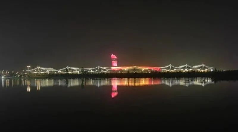 助力打造华北最大会展中心，洲明点亮石家庄璀璨夜色！