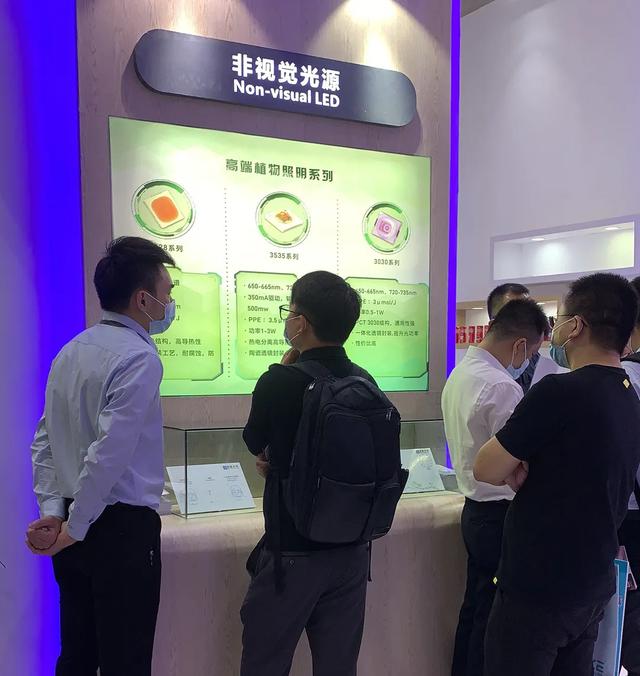 吐槽归吐槽，我们发现了光亚展好的一面