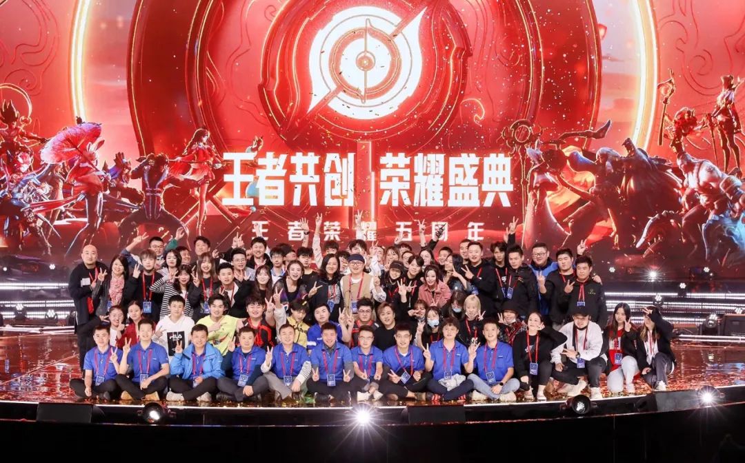 携手腾讯，洲明沉浸式视显解决方案助力王者荣耀五周年庆典完美呈现！