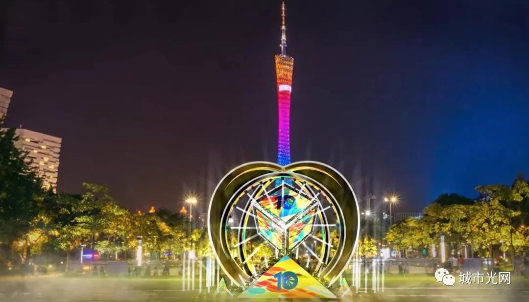 惊艳!广州灯光节800平米透明冰屏演绎“四季轮回” 惊艳!广州灯光节800平米透明冰屏演绎“四季轮回”