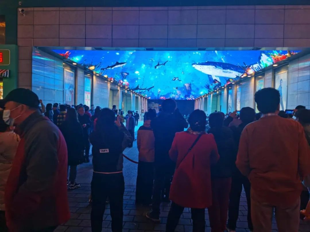 吉林百年商街换新颜，AET 620㎡天幕成网红打卡地