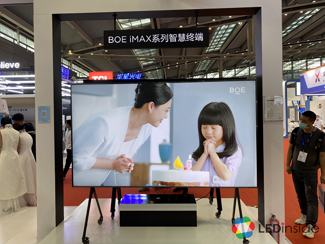 直击全触与显示展：智慧商显、MiniLED显示产品夺目