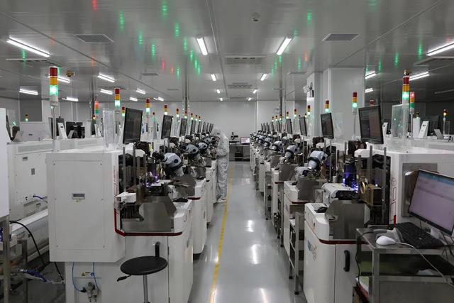 富满电子：行业下行期的逆风成长，聚焦小间距驱动未来“芯”方向