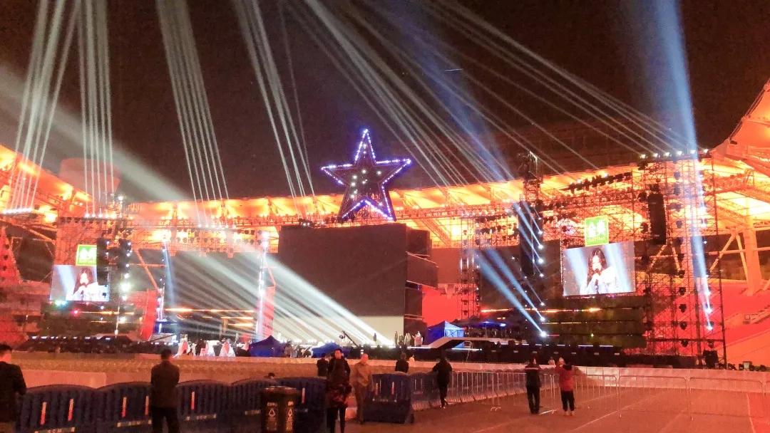 2020中国好声音巅峰之夜,数万人的致敬狂欢夜! 2020中国好声音巅峰之夜,数万人的致敬狂欢夜!