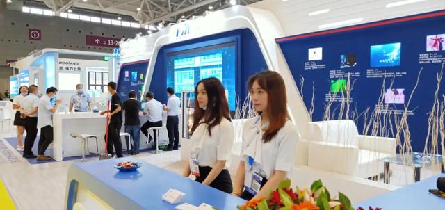 富满电子：行业下行期的逆风成长，聚焦小间距驱动未来“芯”方向