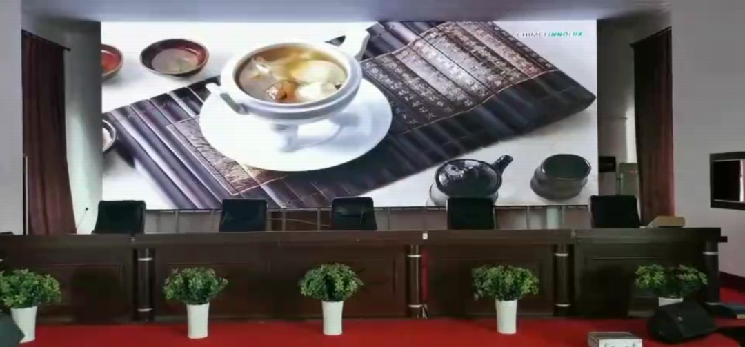 且看海佳彩亮超清小间距遍地开花