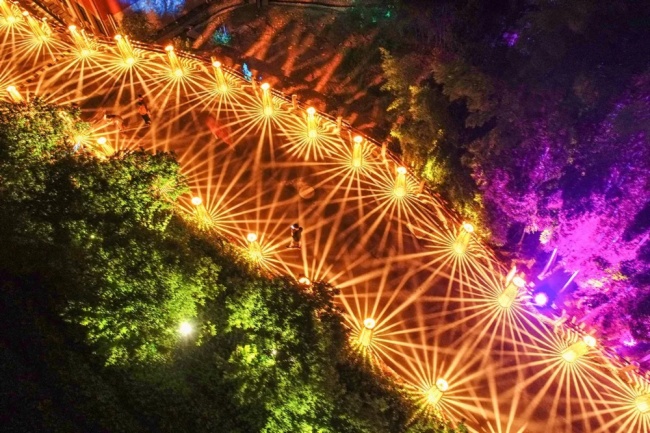首个5G+XR体验馆开馆！洲明助力广州塔开启数字文旅新时代！