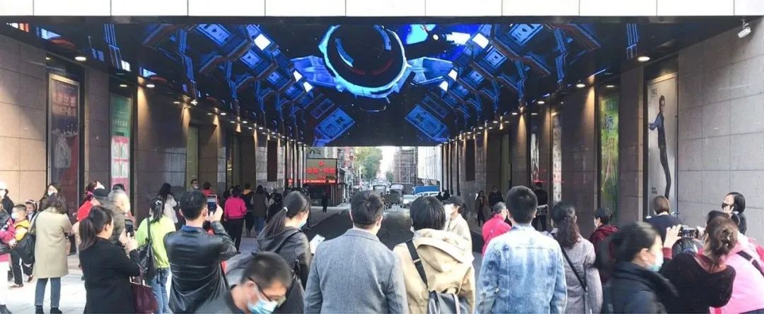 吉林百年商街换新颜，AET 620㎡天幕成网红打卡地