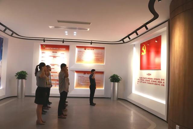 七一建党节 | 五彩党建引领企业品质发展！