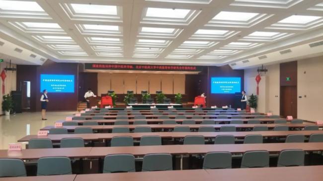 天安门广场唯一永久性LED显示屏投入使用