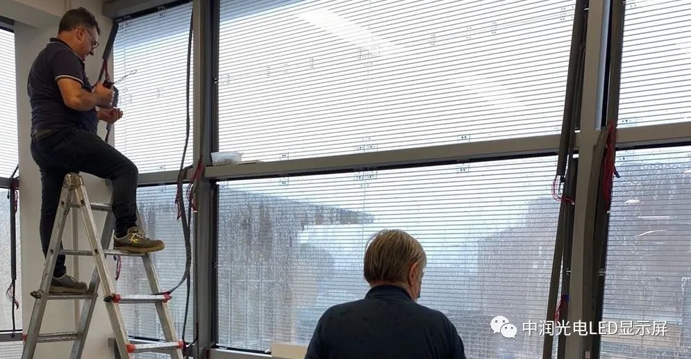 中润LED贴膜屏案例，当创意遇上创意，当创意遇上创意，谁惊艳了谁？