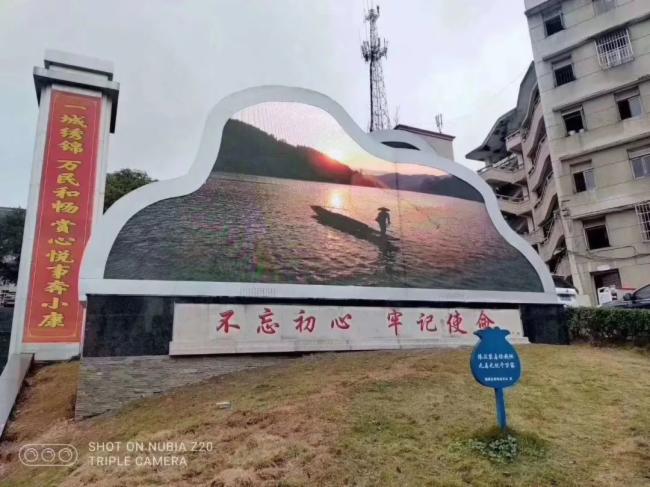 距离产生美？不！户外小间距近看也很美~