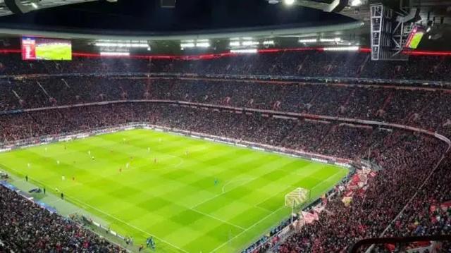 洲明大屏点亮蓉城，全民共迎2021成都大运会！