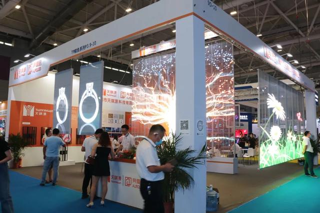 ISLE2020深圳展拉开帷幕，炫酷展台新品技术抢先看！