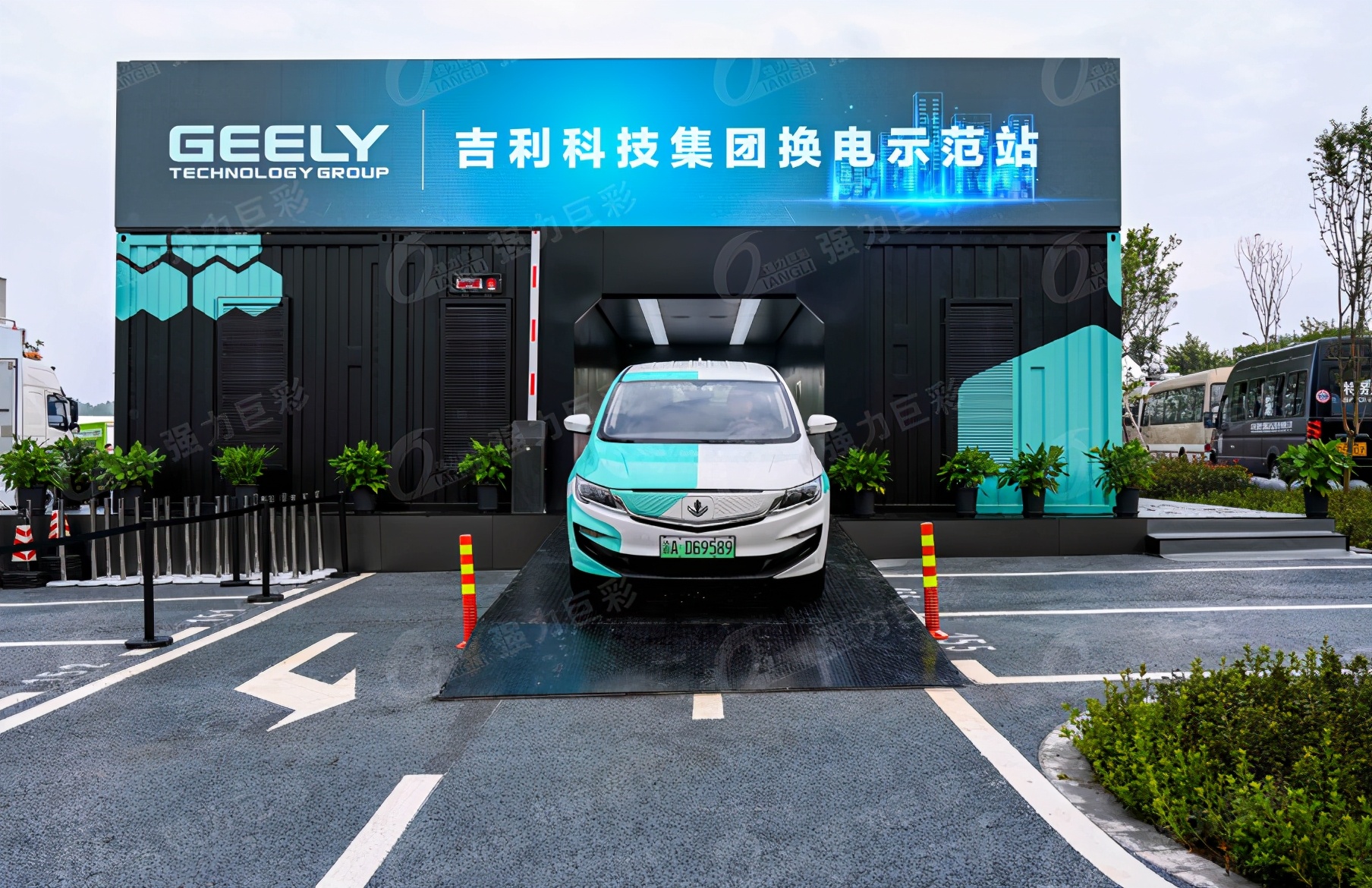 强力巨彩LED显示 您的品牌营销利器