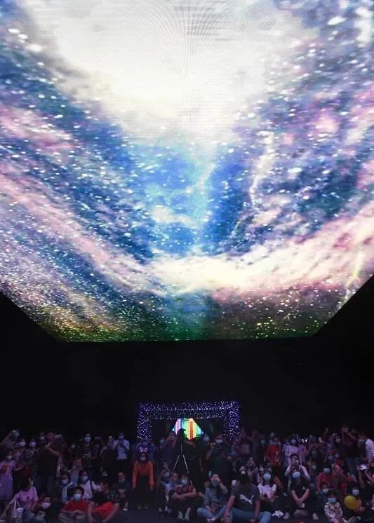 10岁广州国际灯光节，共享幸福光影时光