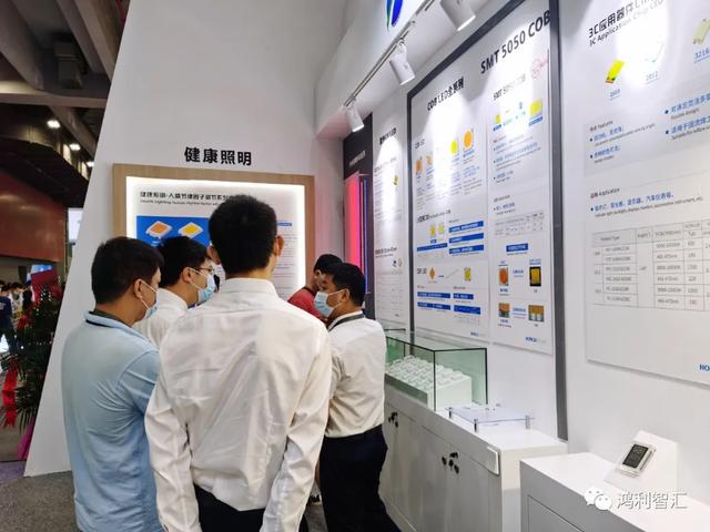 吐槽归吐槽，我们发现了光亚展好的一面