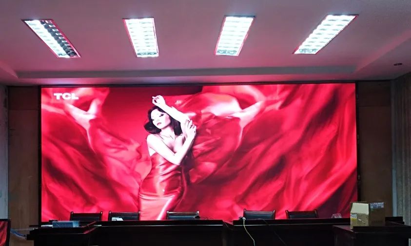 且看海佳彩亮超清小间距遍地开花