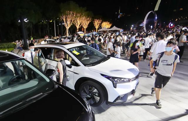 点亮夜经济,广州这样做 点亮夜经济,广州这样做