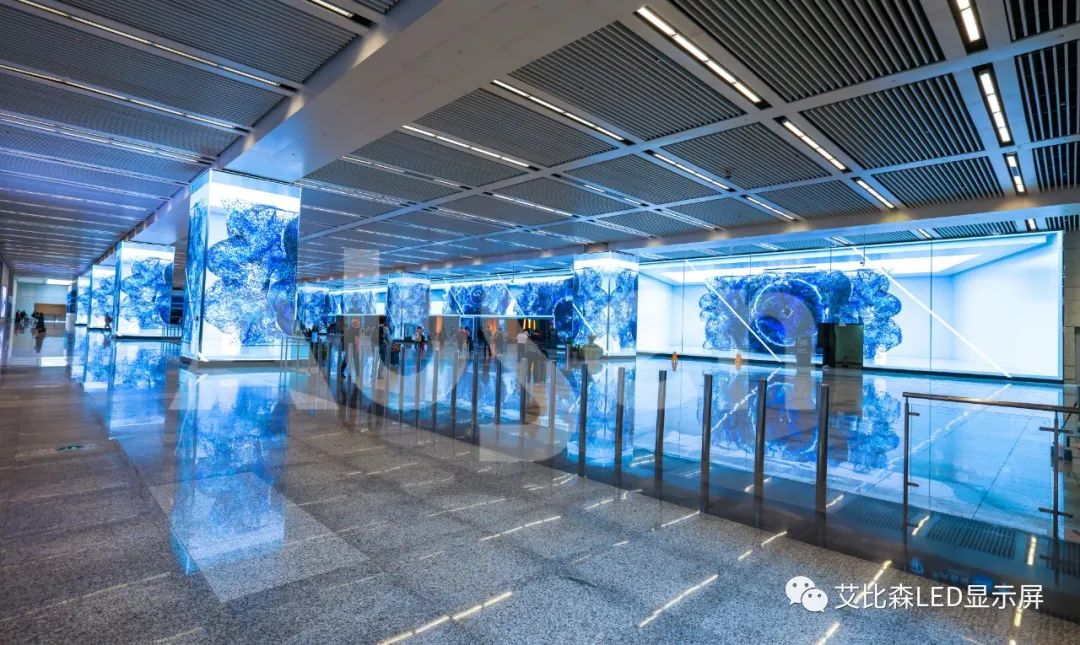 上海潮流网红打卡地，艾比森1800㎡创意大屏亮相虹桥枢纽