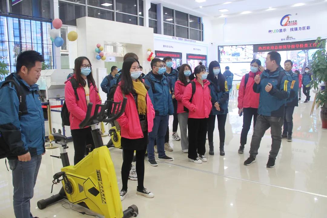 共享品牌盛事！强力巨彩百人观赛团的“乒搏之旅”