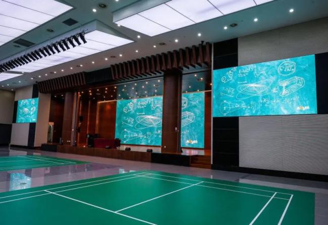 艾比森标准尺寸会议屏走进北大汇丰商学院