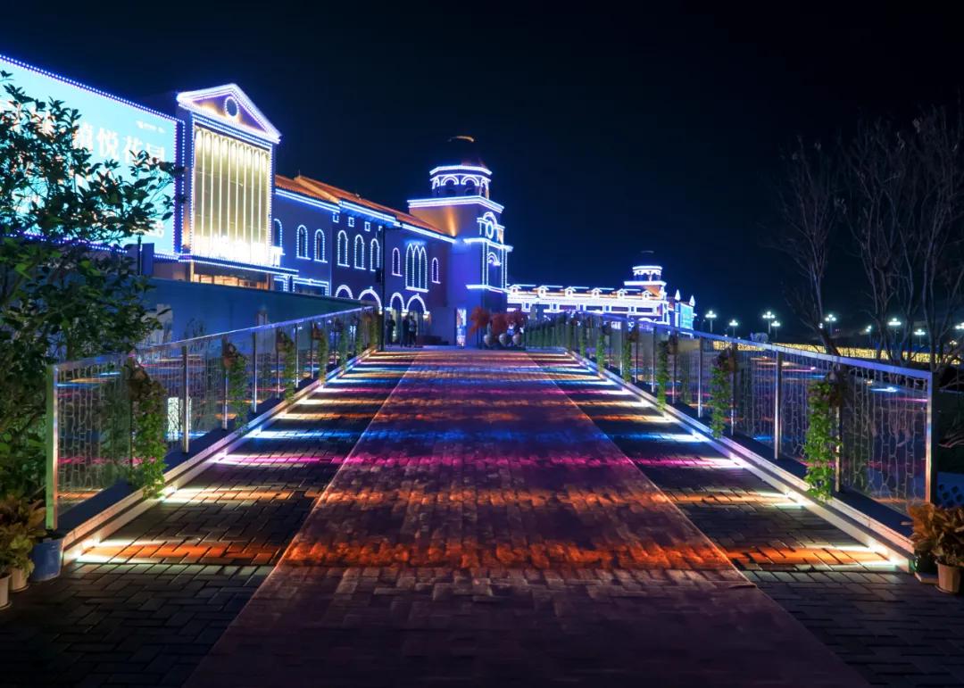 超震撼裸眼3D投影秀!共同感受“光”彩动人的从化壹悦广场 超震撼裸眼3D投影秀!共同感受“光”彩动人的从化壹悦广场