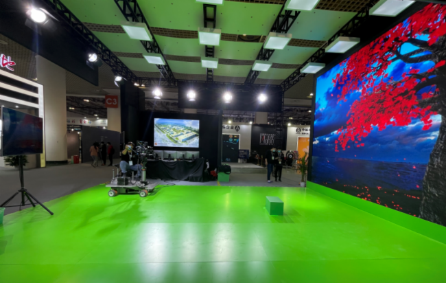 虚拟影棚、4D迷你影厅！洲明携手中影带您玩转厦门文博会