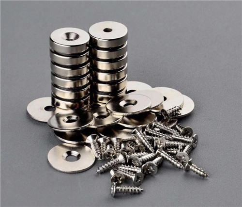 科铂高：小间距市场持续火热，紧固件行业大机