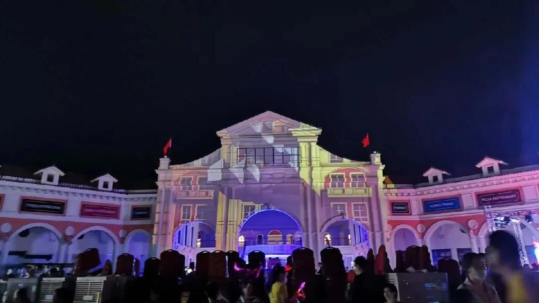 超震撼裸眼3D投影秀!共同感受“光”彩动人的从化壹悦广场 超震撼裸眼3D投影秀!共同感受“光”彩动人的从化壹悦广场